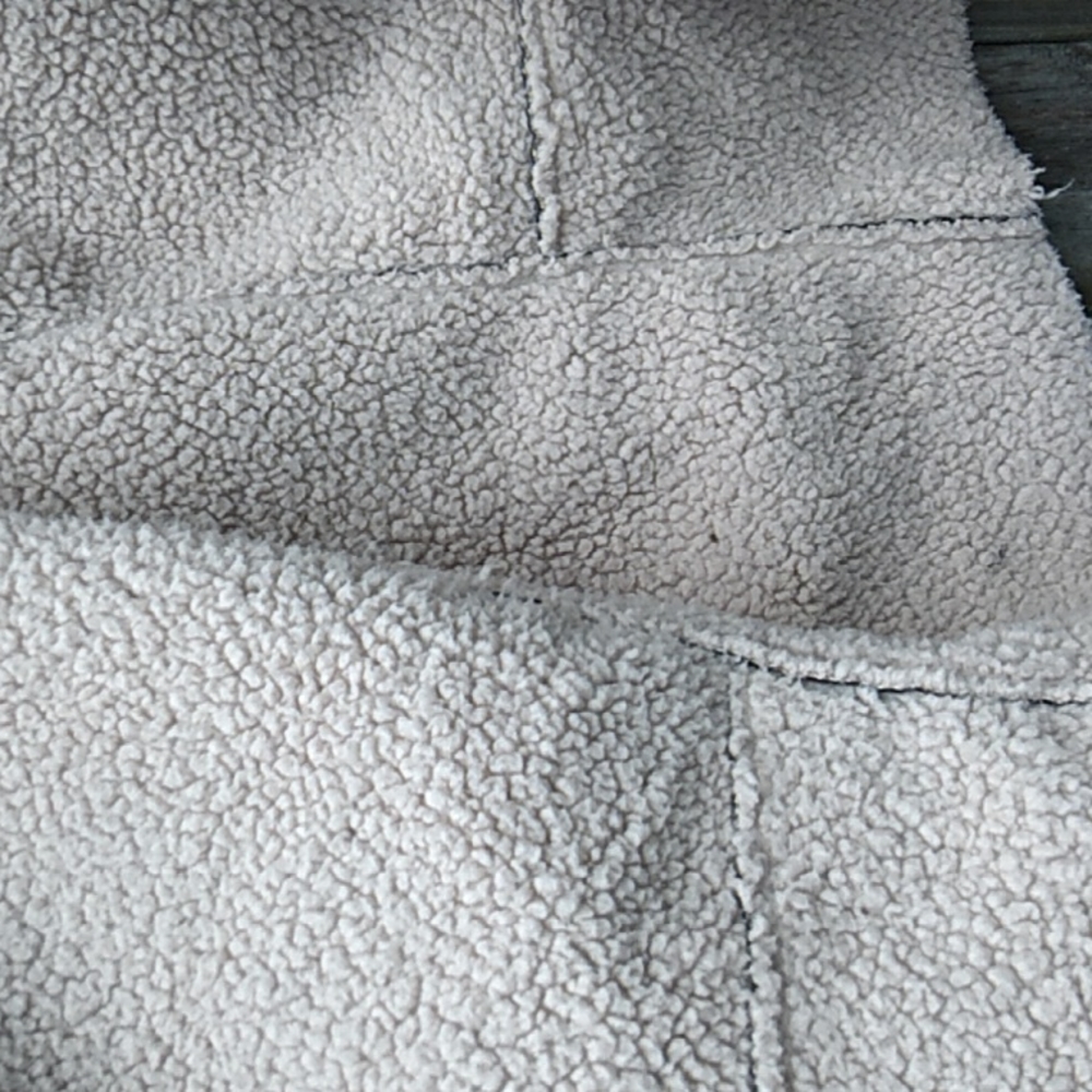 Black Suede Sleeveless Lined Vest (L) - Picture 4 of 7